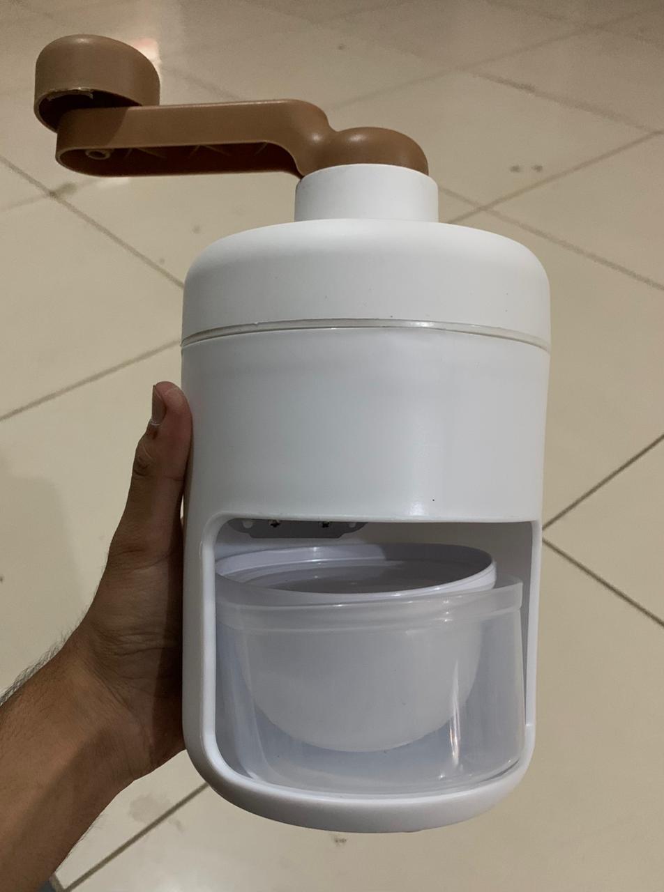Manual Ice Crusher Shaved Ice Maker